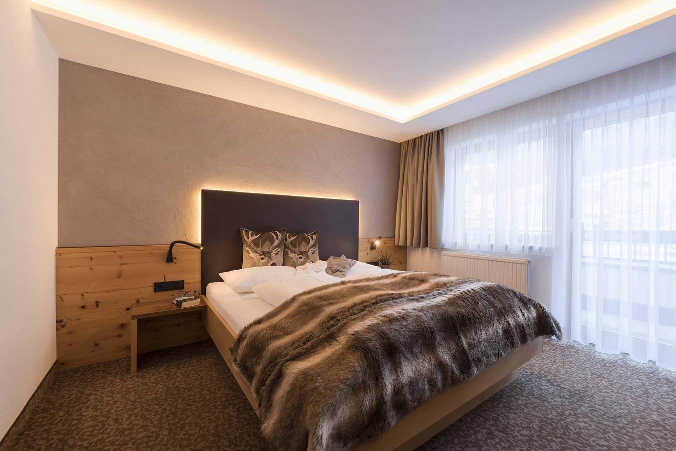 Ganze Ferienwohnung, Kurzaufenthalt im Apartment 8-10 Personen in Ischgl, Verwall