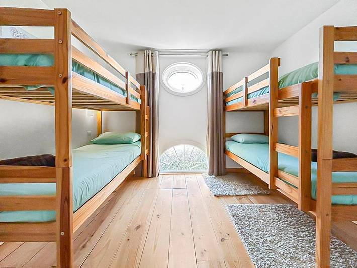 Location de vacances pour 8 personnes, avec vue ainsi que jardin et piscine dans Golf de Saint-Thomas - 4