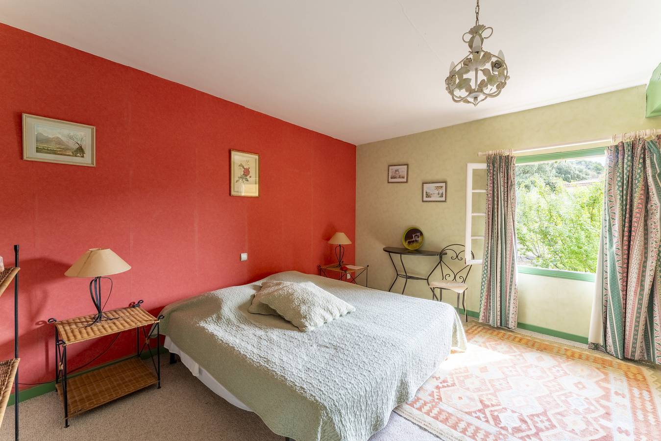 Zimmer 'Chambre Verte' mit privatem Pool, gemeinsamer Terrasse und Wi-Fi in Crillon-le-Brave, Parc naturel régional du Mont-Ventoux