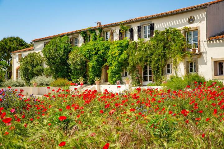 Villa für 16 Personen, mit Terrasse und Garten - 1