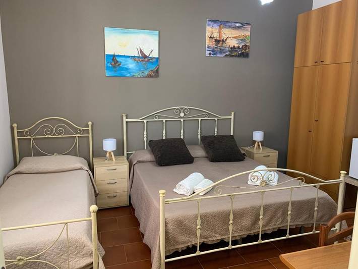 Gîte pour 3 personnes, avec balcon à Porto Empedocle