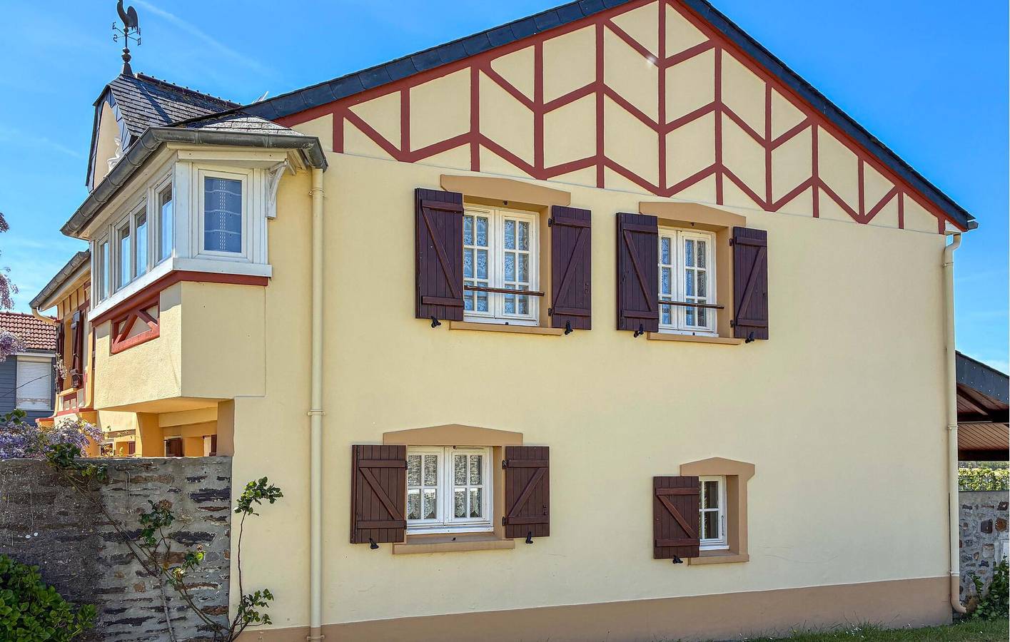 Acogedor apartamento a 1,5 km de la playa: 2 dormitorios, jardín y wifi in Barneville-Carteret, Côte de la Déroute
