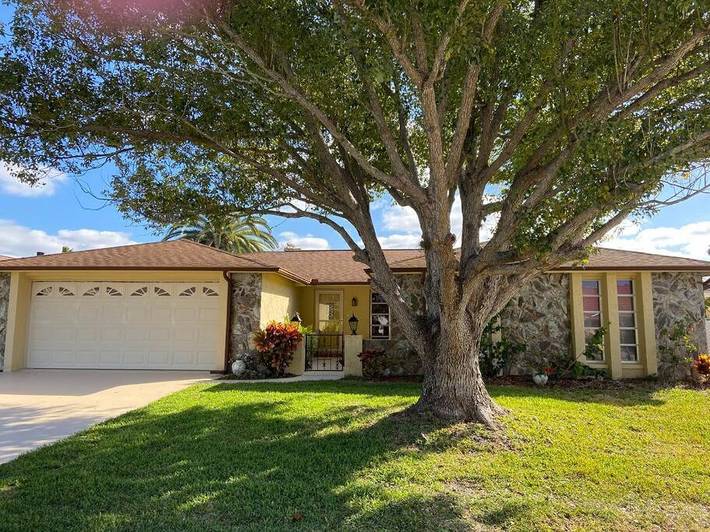 Ferienhaus für 6 Personen, mit Pool und Garten sowie Ausblick - 1
