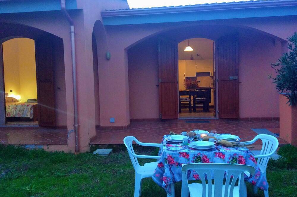 Semi-detached house surrounded by greenery with garden 10 min from the sea in Teulada, Cagliari Province