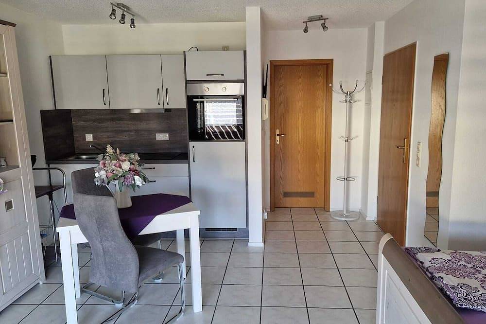 Ganze Wohnung, Ferienwohnung 'Casa Di Napolitano 2' mit Balkon und Wi-Fi in Radolfzell am Bodensee, Untersee