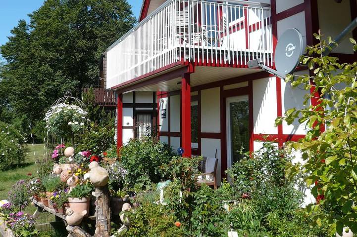 Ferienwohnung für 3 Personen, mit Balkon und Garten in Frankenau