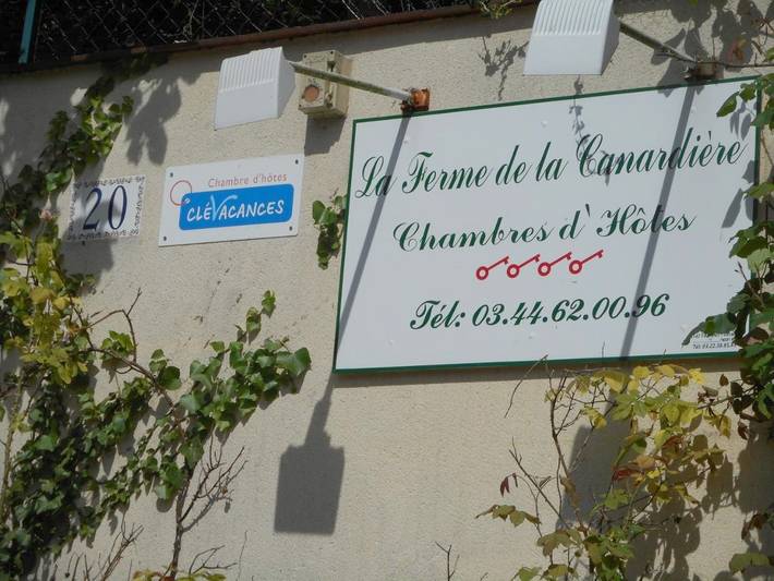 Chambre d’hôte pour 2 personnes, avec jardin ainsi que piscine et vue, adapté aux familles dans Oise - 2