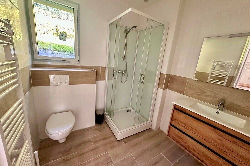 Entire apartment, New independant Studio Horizon Garden Floor in Plouédern, Brest region