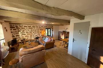 Gîte pour 5 Personnes dans Louignac, Région de Brive-la-Gaillarde, Photo 1