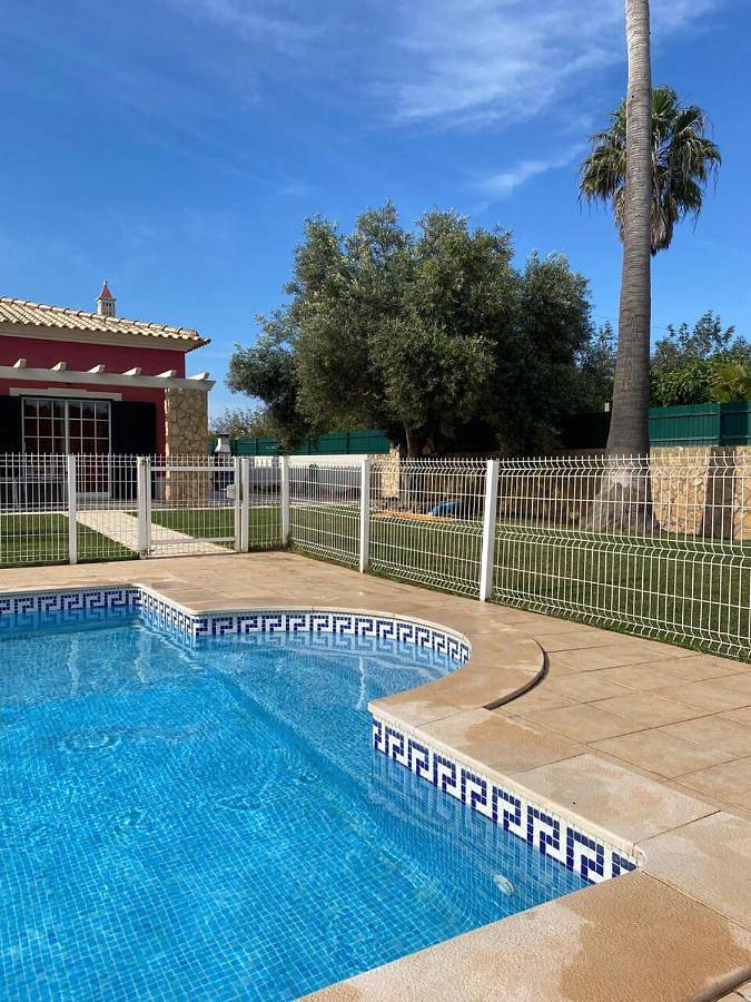 Gîte pour 4 personnes, avec piscine ainsi que jardin et vue à Algoz - 4