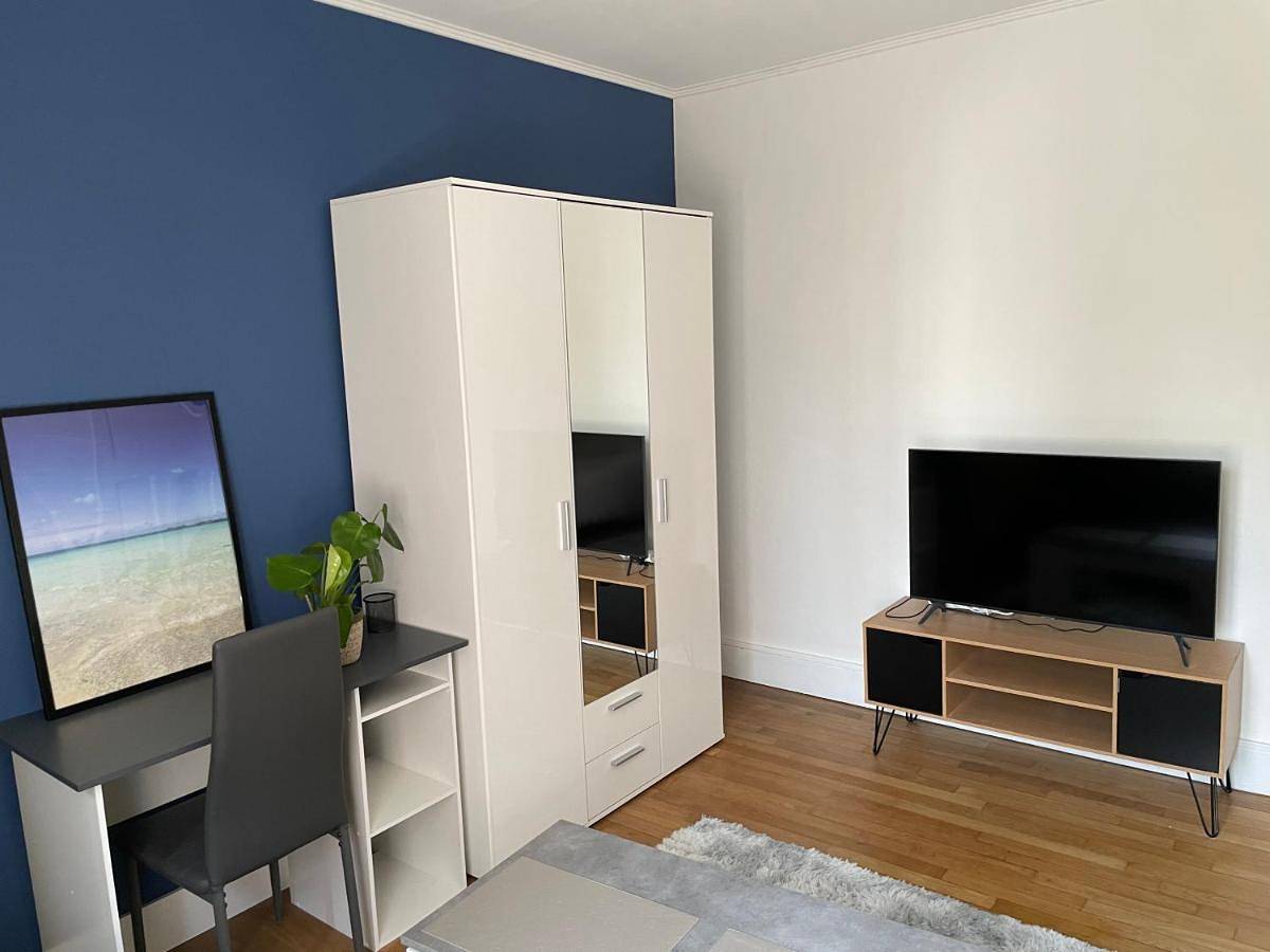 Triple Room in Chaprais-Cras, Besançon