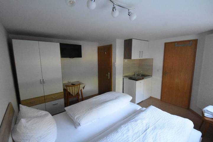 Location de vacances pour 14 personnes, avec balcon et jardin dans Partenen - 4