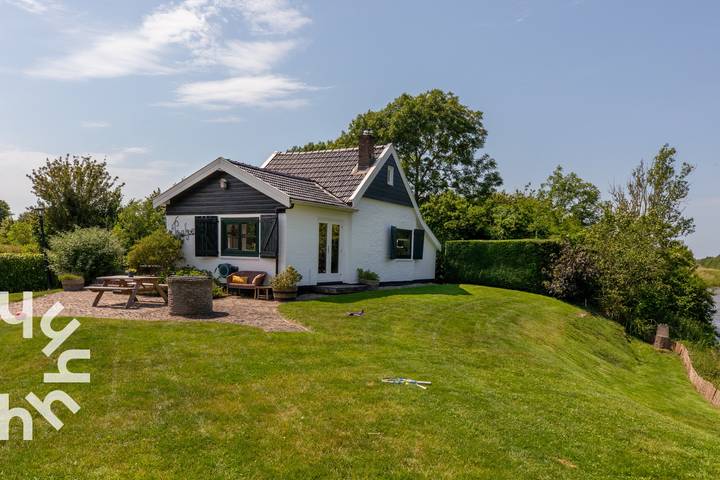 Ferienhaus für 6 Personen, mit Terrasse und Garten - 1