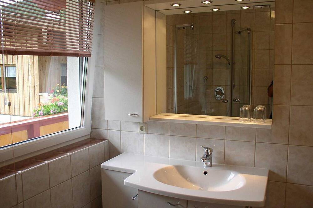 Ganze Wohnung, Appartement Zwölferkopf - Haus Waldfriede in Pertisau, Eben am Achensee