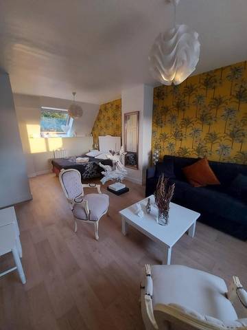 Chambre d’hôte pour 2 personnes, avec jardin ainsi que terrasse et vue, animaux acceptés à Saint-Pair-sur-Mer