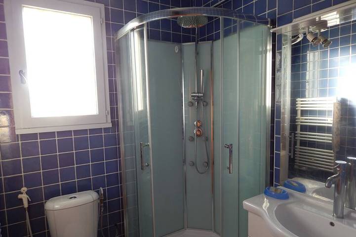 Maison d’hôte pour 2 personnes, avec jardin et jacuzzi à Arles - 4