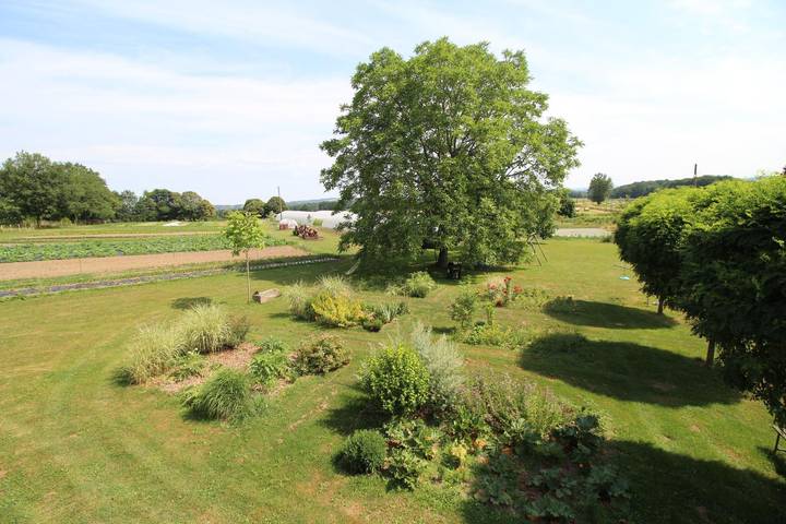 Gîte pour 6 personnes, avec jardin à Bersac-sur-Rivalier - 2