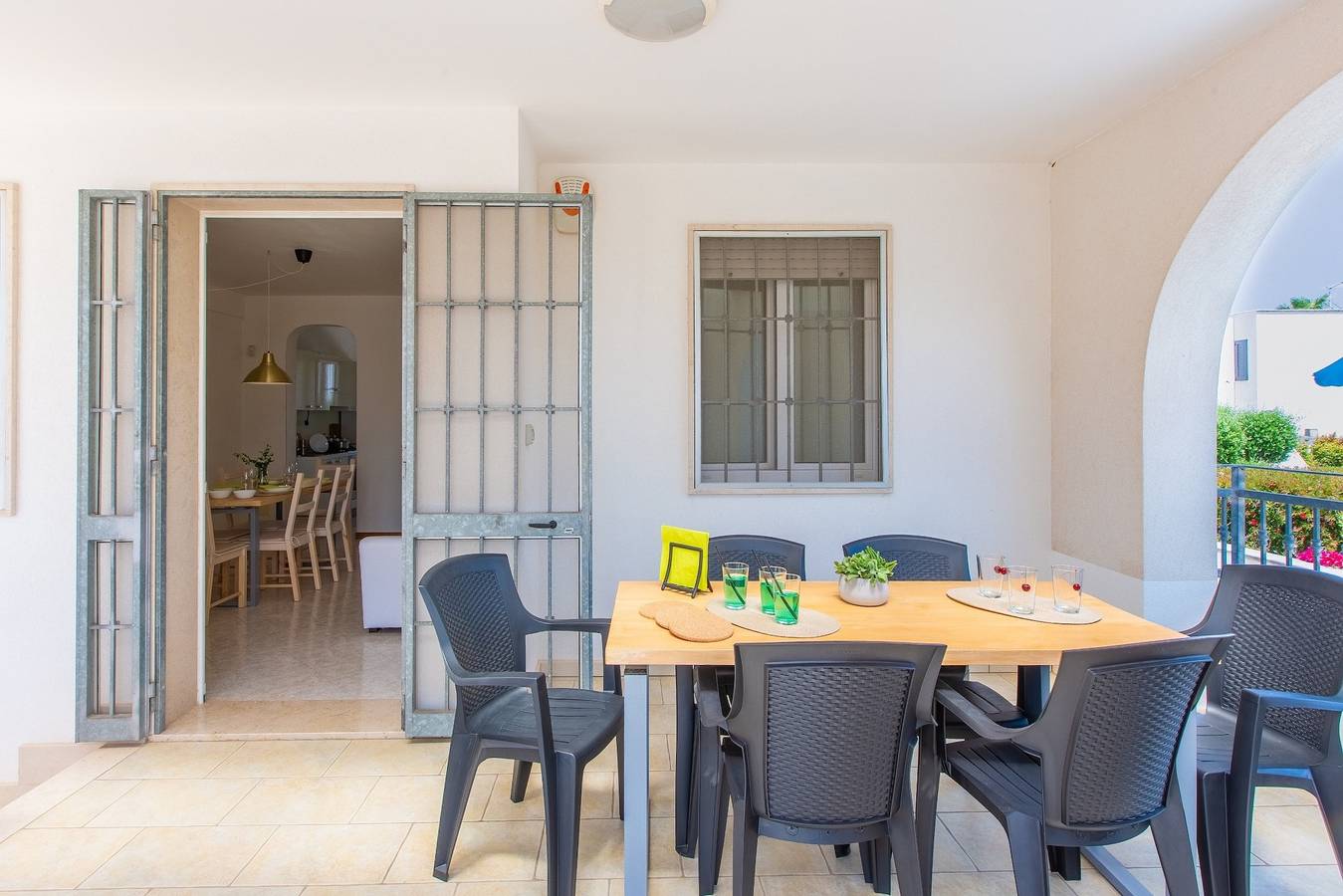 Appartamento intero, Appartamento vacanze per 4 persone con terrazza in Pantanagianni, Torre Santa Sabina