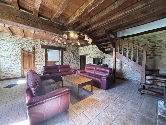 Location de vacances pour 10 personnes, avec jardin et terrasse, animaux acceptés dans Haut-Bocage - 2