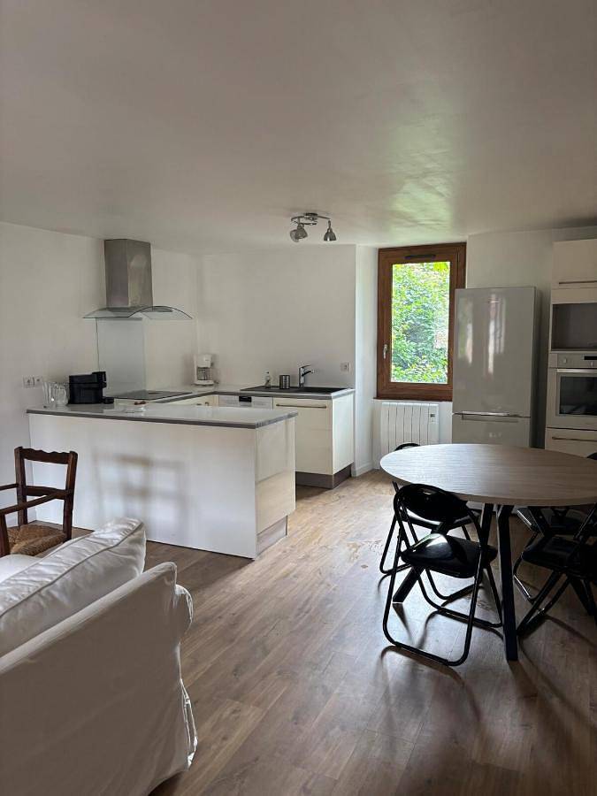 Gîte pour 4 personnes, avec terrasse, animaux acceptés à Strenquels