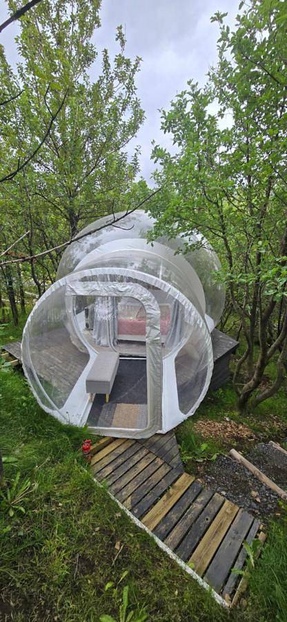 Camping für 2 Personen, mit Garten und Whirlpool in Island