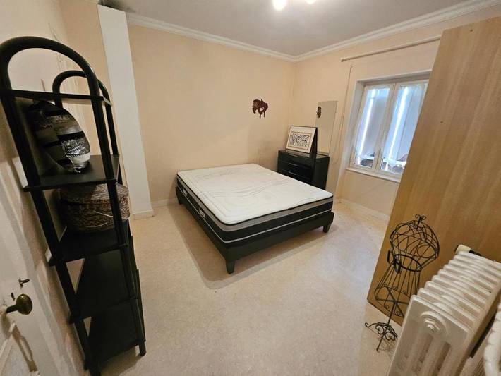 Location de vacances pour 10 personnes, avec jardin et terrasse à Saint-Georges-de-Mons - 2