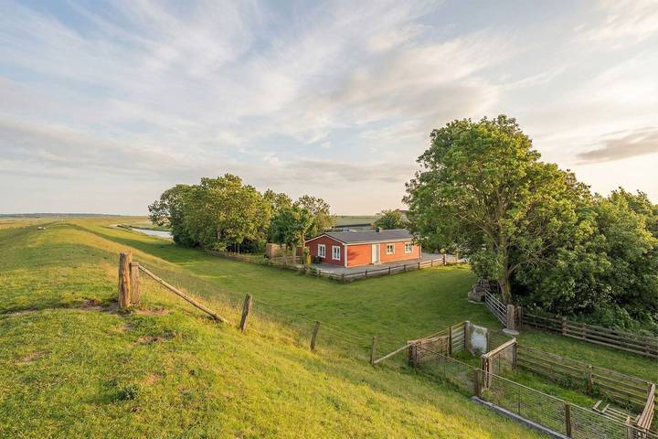Ferienhaus für 4 Personen, mit Terrasse und Garten sowie Ausblick in Nordstrand