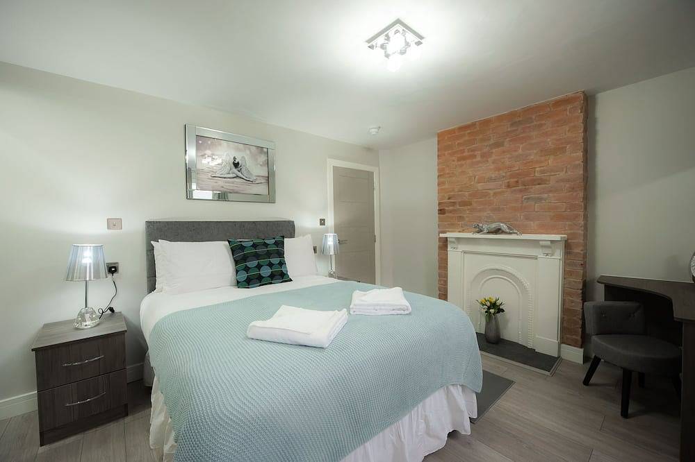 Apartamento entero, Superior-Apartamento-Baño Privado-Vista a la Calle in Reading, Berkshire
