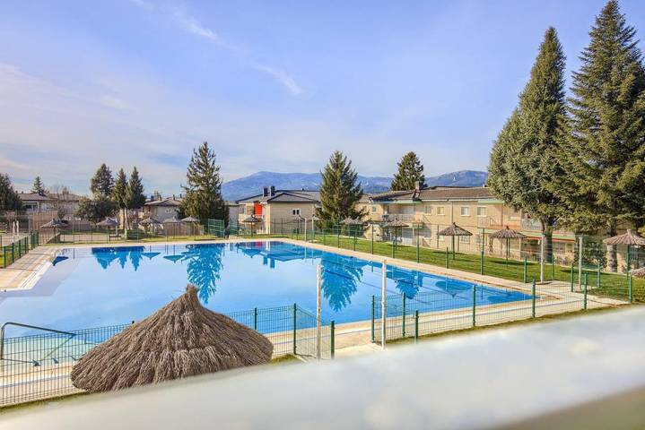 Apartamento de vacaciones para 6 personas, con terraza además de piscina para niños y piscina en Cuenca del Guadarrama - 3