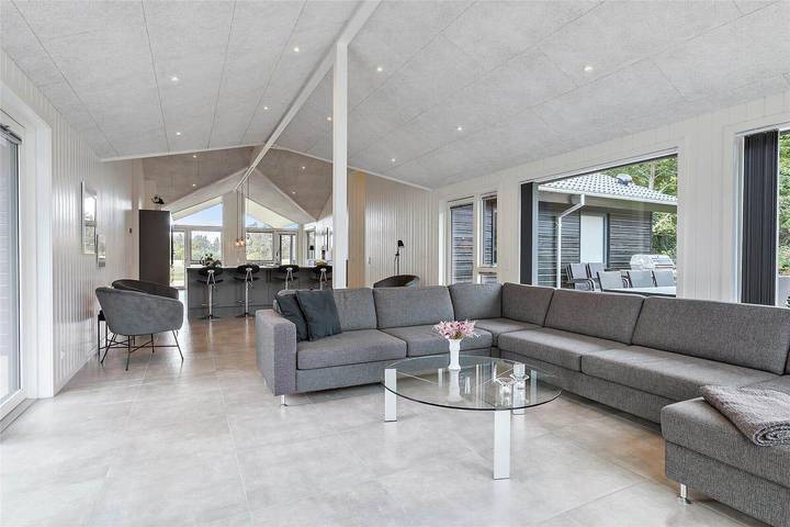 Ferienhaus für 16 Personen, mit Sauna und Terrasse sowie Whirlpool in Skallerup Klit - 4