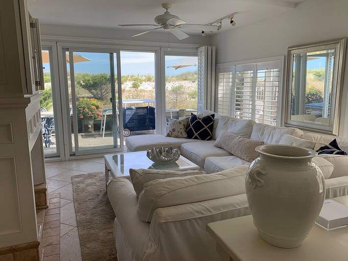 Vacation rental for 8 people, with terrace and hot tub in Stone Harbor