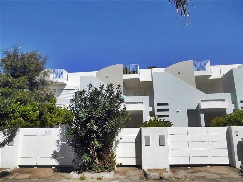 Holiday Home in Pôr do Sol, Baia Verde