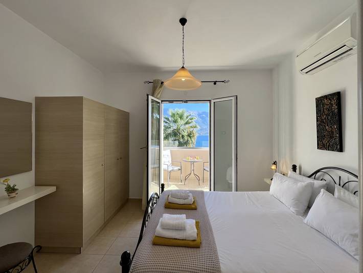 Villa für 7 Personen, mit Whirlpool und Balkon sowie Garten in Kefalonia - 3