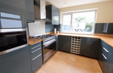 Holiday Home for 6 People in Tenby, Pembrokeshire, Photo 3