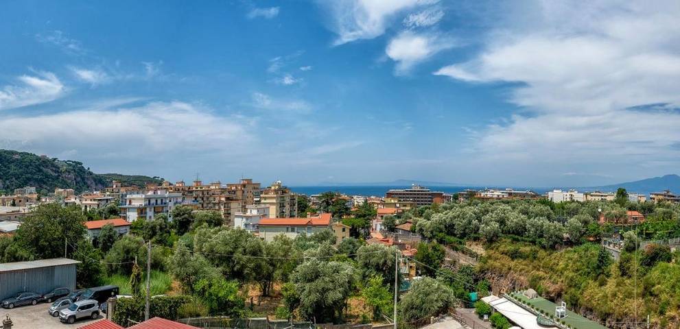 Chambre d’hôte pour 3 personnes, avec vue et terrasse à Sorrento - 3