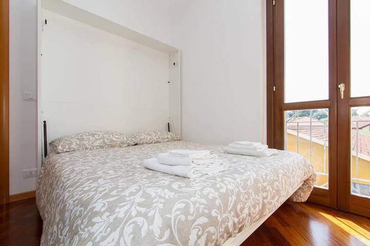 Ganze Wohnung, Helles Haus mit 2 Schlafzimmern und einer einzigartigen Terrasse in Bergamo, Bergamo Provinz