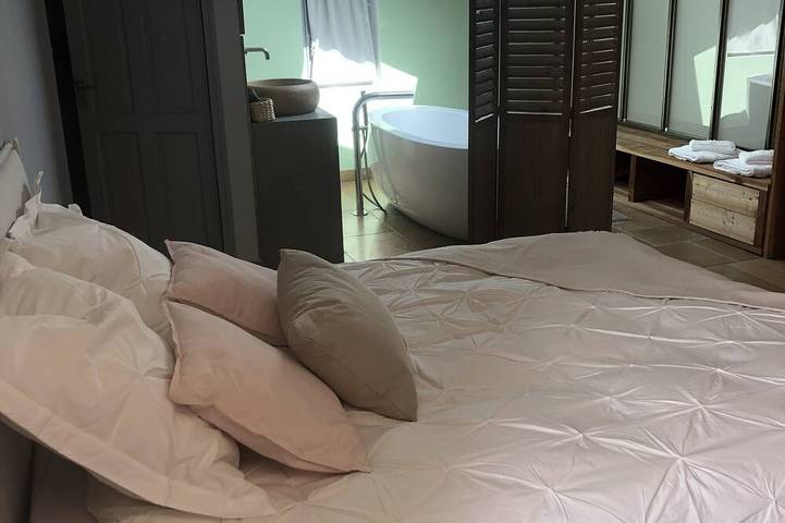 Gîte pour 6 personnes, avec jacuzzi ainsi que terrasse et jardin à Mane - 4