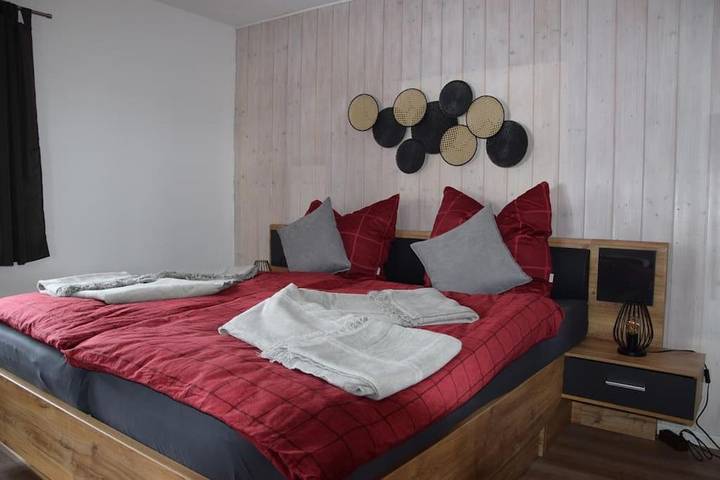 Ferienwohnung für 6 Personen, mit Balkon und Ausblick in Ettal - 3