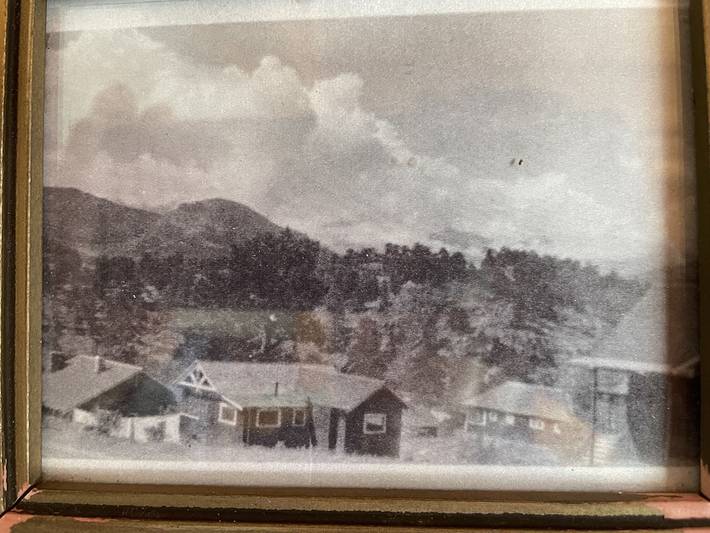 Log cabin for 4 people, with hot tub and yard as well as terrace in Estes Park