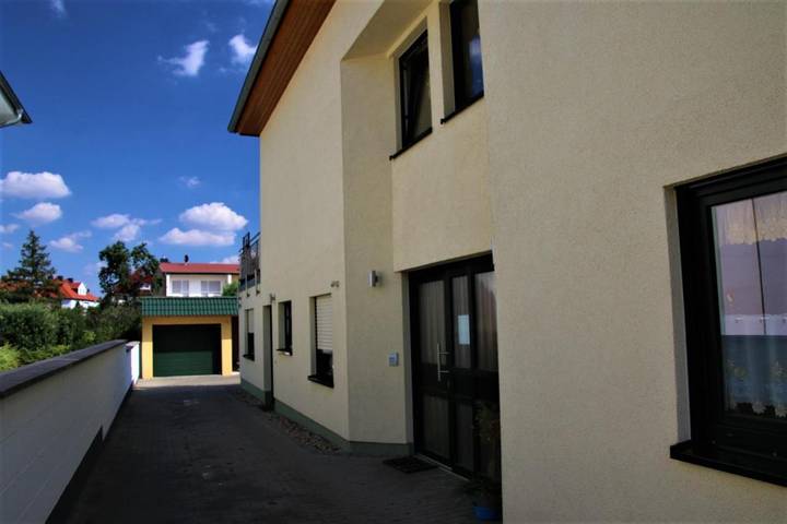 Ferienwohnung für 4 Personen, mit Whirlpool und Terrasse sowie Garten und Pool in Magdeburg - 4