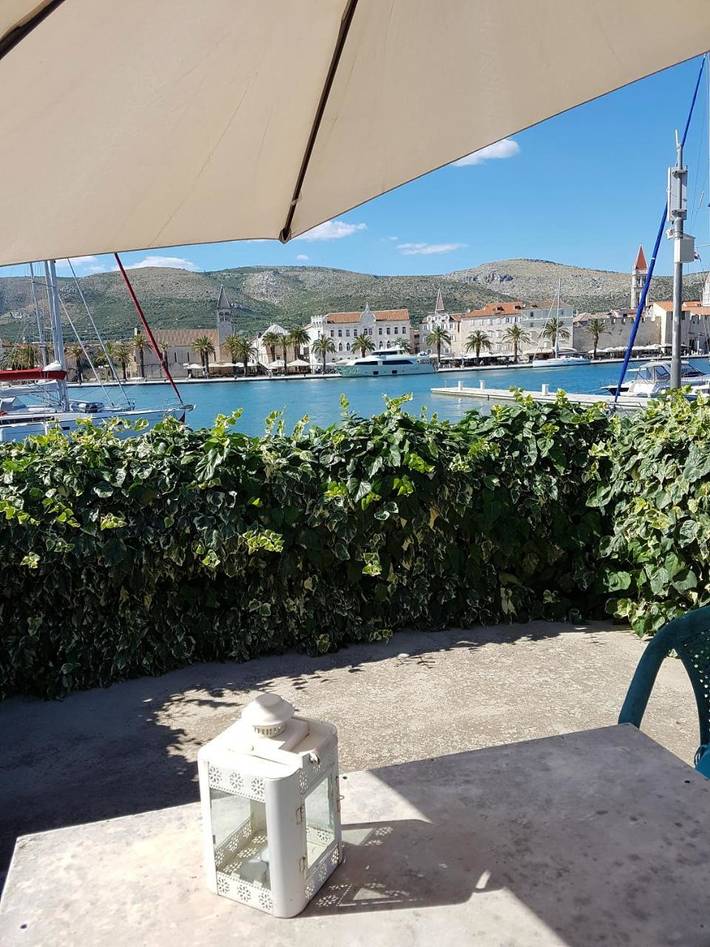 Maison d’hôte pour 2 personnes, avec jardin ainsi que terrasse et vue, animaux acceptés