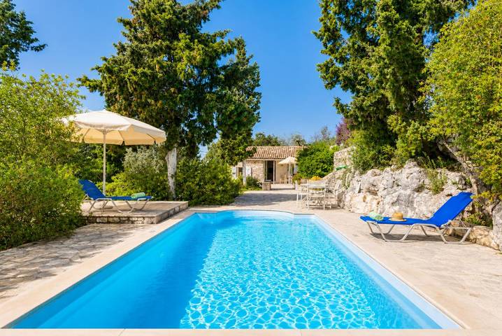 Villa voor 2 personen, met Terras en Tuin op Paxos