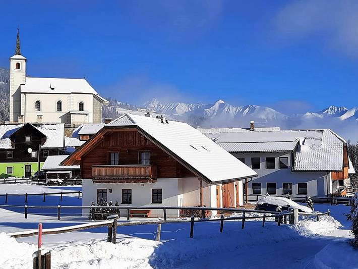 Ferienhaus für 4 Personen, mit Balkon und Terrasse sowie Garten in Mauterndorf