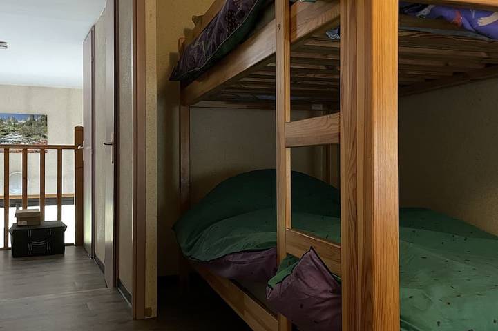 Gîte pour 6 personnes, avec terrasse, animaux acceptés dans Les Monts d'Olmes - 4