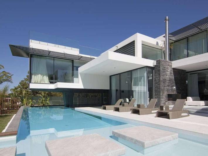 Villa voor 8 personen, with sauna and tuin as well as whirlpool and zwembad in Faro