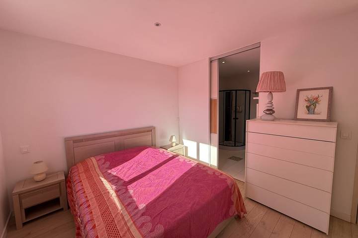 Location de vacances pour 7 personnes, avec terrasse et jardin, adapté aux familles à Châteauneuf-Grasse - 4