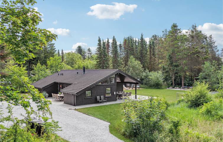 Ferienhaus für 8 Personen, mit Terrasse und Whirlpool sowie Garten und Pool in Tversted - 2