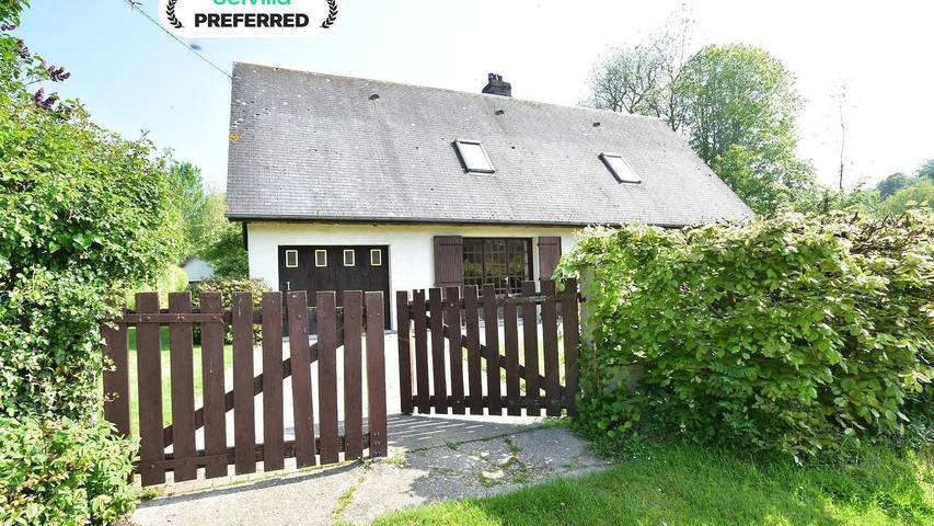 Location de vacances pour 8 personnes, avec jardin et terrasse à Saint-Pierre-le-Vieux