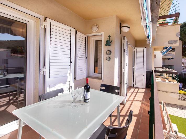 Location de vacances pour 6 personnes, avec Terrasse dans Punta Montgo