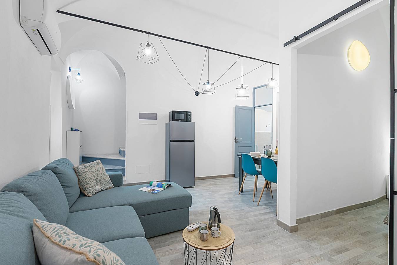 Appartamento intero, Saro House, Centre Apartment for 6 in Sanremo, Comune di Sanremo